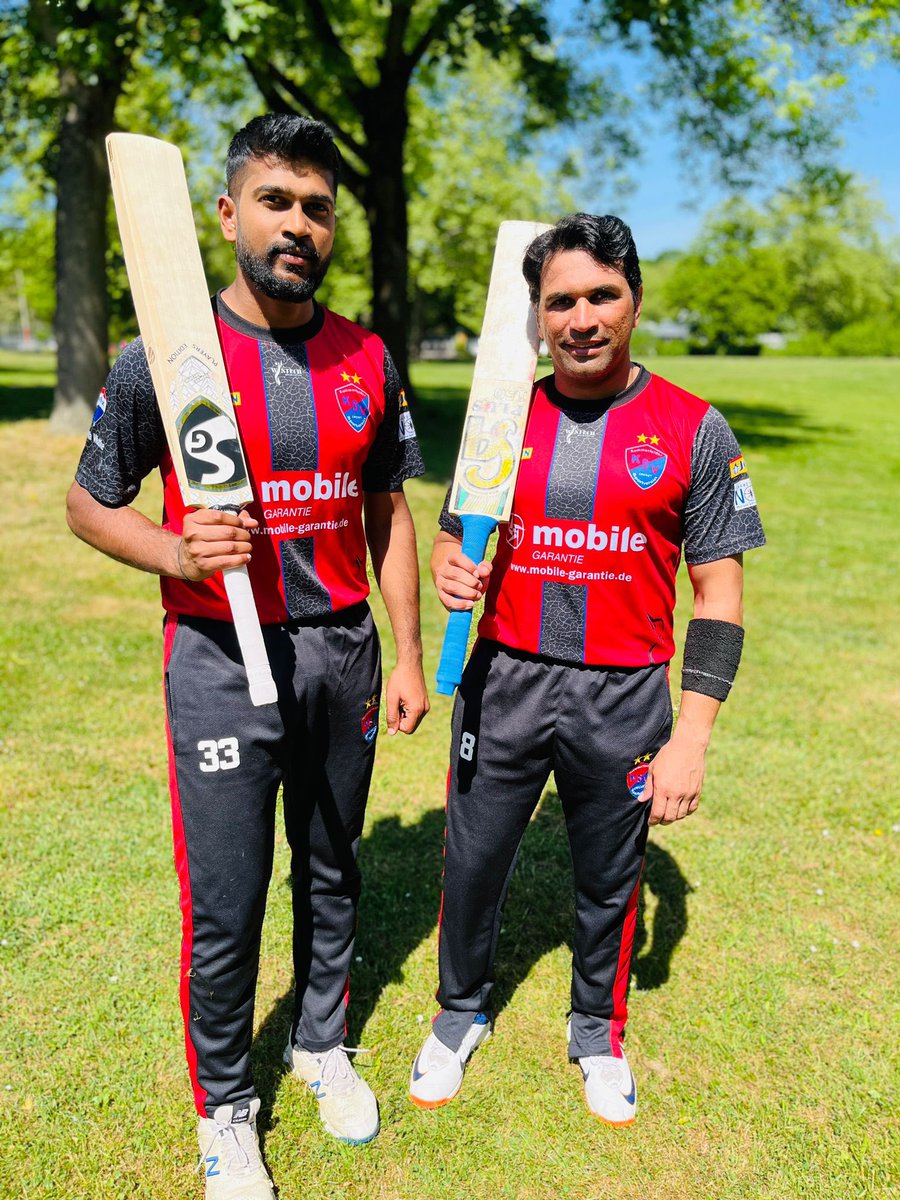 ClubKsv's tweet photo. Rekord!! Beide Spieler schaffen 100 Runs 🏏 im T20 Bundesliga https://t.co/urE1oQwlxS