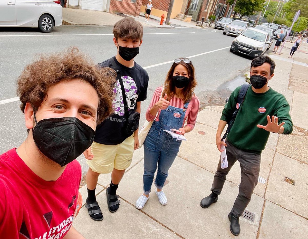 willforphilly's tweet photo. 2 days left folks! We’re out here making sure everyone’s ready for Tuesday. 

Make that plan to VOTE!
.
.
.
.
.
#letsgetitdone #werenearlythere #2moredays #finishlineisinsight #knockthosedoors https://t.co/YOoJl9DXav