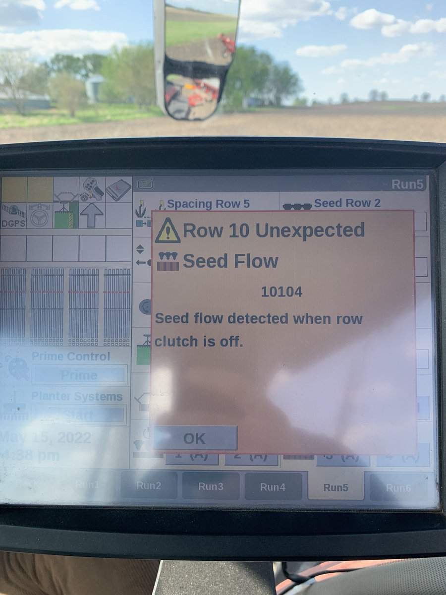 farminmostly's tweet image. If you love hearing beeps constantly buy a @Case_IH planter. Get this literally every time I turn around and if I’m lucky can get it twice on point rows.