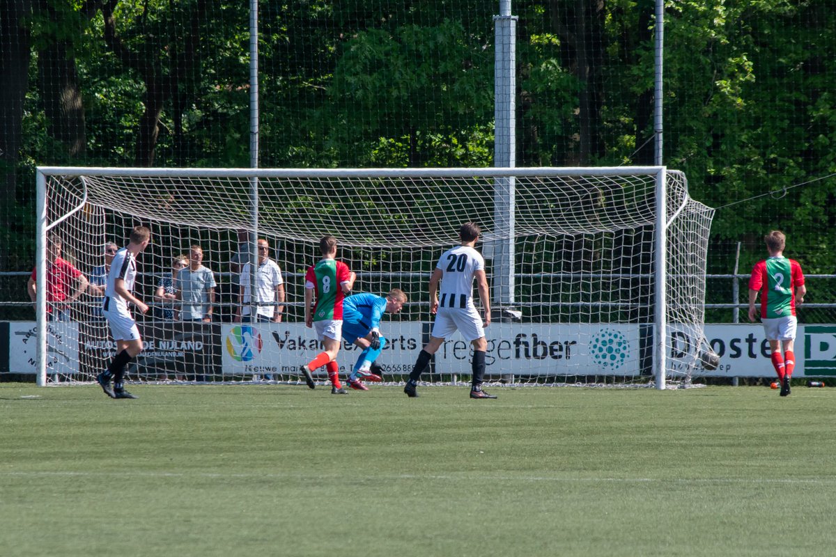 Engelsman_Jaap's tweet photo. @RKSVNEO @svBonboys https://t.co/dPaRLIYgDT