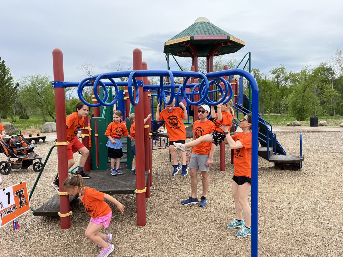 Tonawanda Elem tweet media