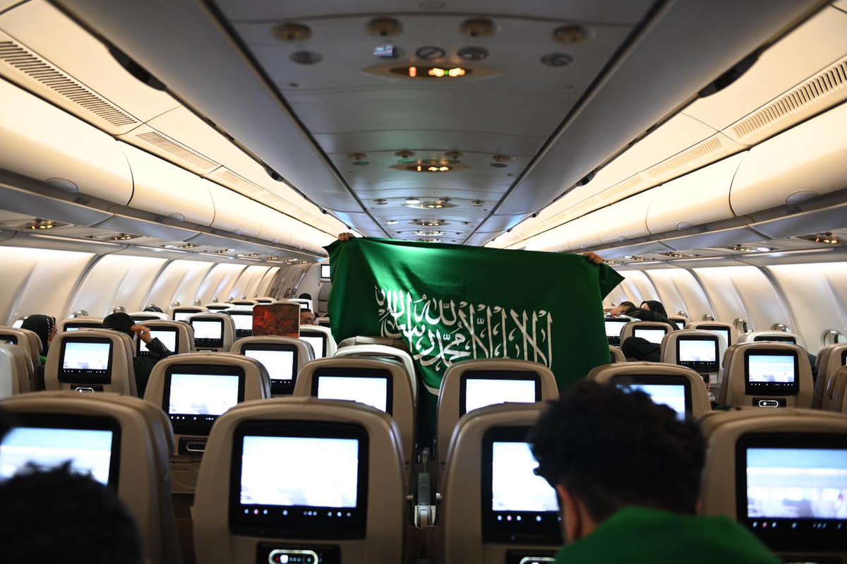 mawhiba's tweet photo. تتقدم #موهبة بخالص الشكر والتقدير لناقلنا الوطني #الخطوط_الجوية_السعودية @Saudi_Airlines والقائمين عليها؛ لجهودها الكبيرة الملموسة في سبيل نقل #المنتخب_السعودي_للعلوم_والهندسة 🇸🇦واستقبال الوفد المرافق لهم.

شكرا لكم شركاء النجاح
#شركاء_موهبة https://t.co/5TulwVVxJR