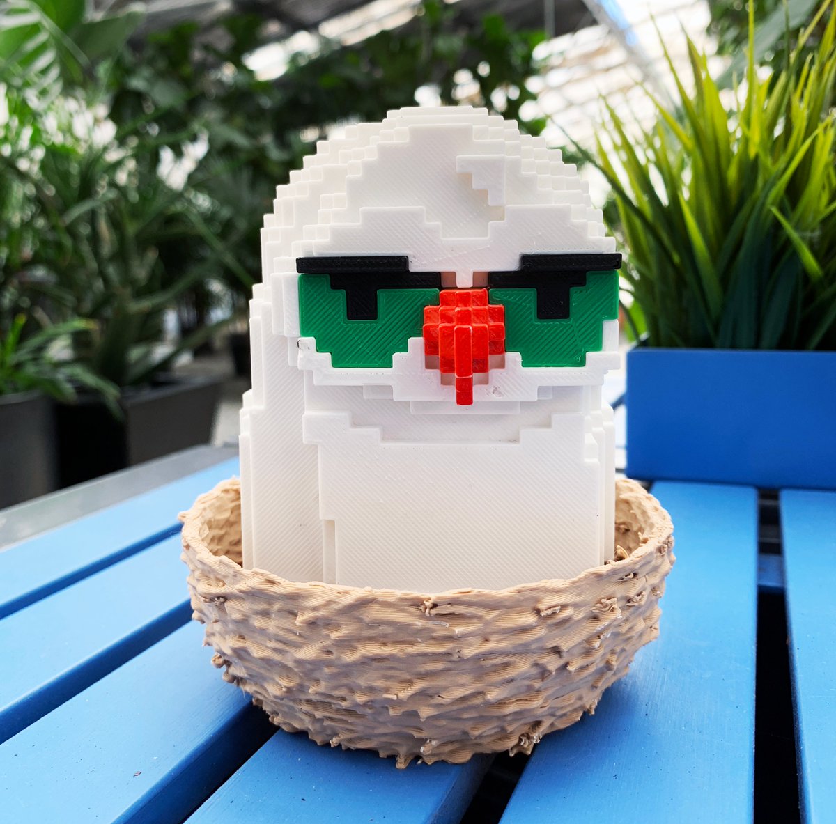 plantHER0's tweet photo. CUSTOM 3D PRINTED MOONBIRDS!? Hoot Hoot @moonbirds fam! Grab your BIRB! Grab your NEST! We're heading to the MOON! SO stoked the Moonbird3D shop is live! Get your Moonbird custom designed, 3D printed, and sent to you ready to nest IRL or take to your next NFT meetup! @kevinrose https://t.co/NwgiutTzxV