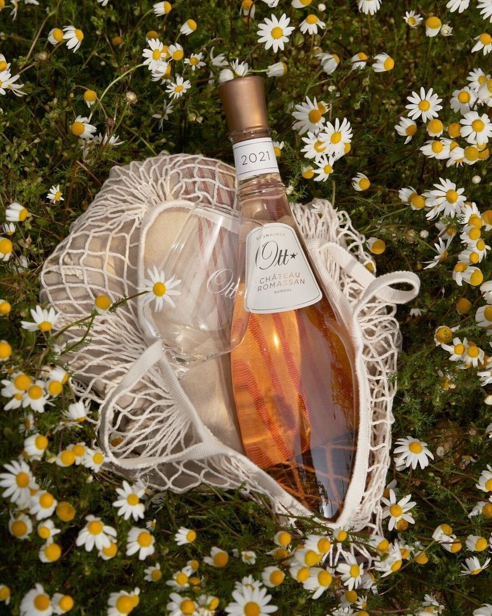 From off-the-beaten track discoveries, to world-class #rosé and #Champagne—the stars have plenty of good things in store this month! ✨ Aries wine lovers, you’re in for a salmon-hued treat from Domaines Ott…🥀

See your wine horoscope: bit.ly/37M0HKb