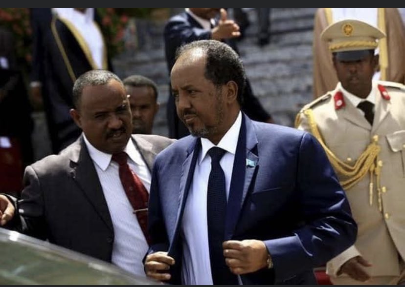 rafaryofficial's tweet photo. Mashallah madaxaweyneh cusuub iyo xukuumad cusuub , Hambaliyo Muddane madaxweyne 
@HassanSMohamud 👏🇸🇴
Dadkoo Nabada &amp; dalko nabada
Iyo Somalia 🇸🇴 oo nabaad ah . https://t.co/WWQMpkWgp9