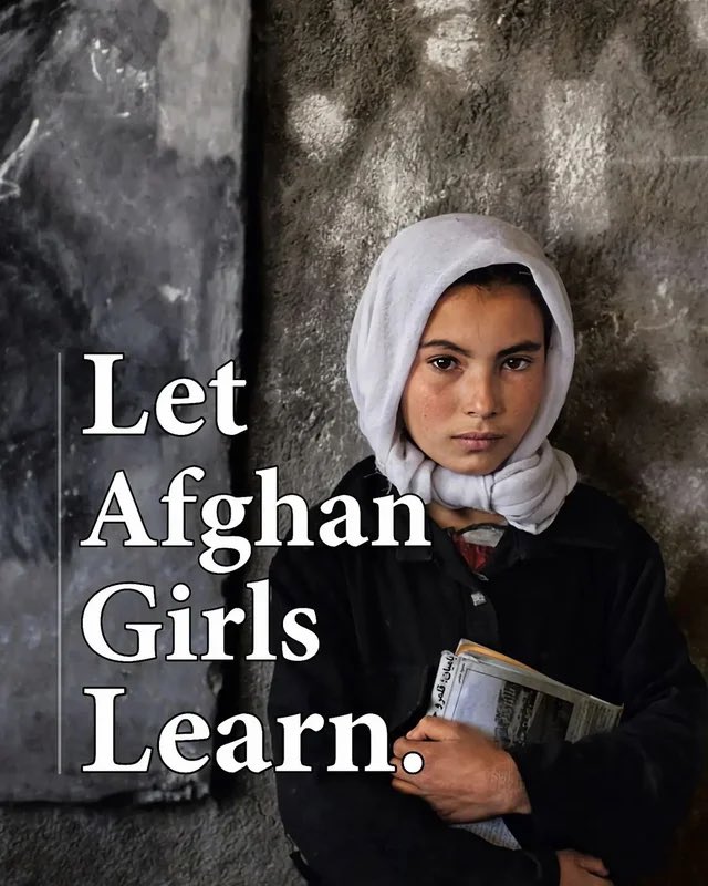 SkyYaldaHakim's tweet photo. Teenage girls in Afghanistan are desperate to go to school. They continue to face a ban by their new-Taliban rulers. https://t.co/d0jH4JQ2gg