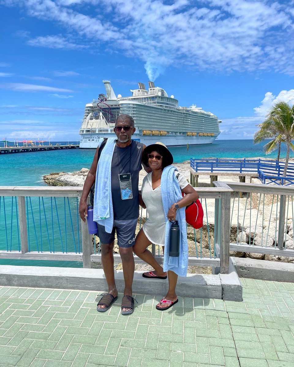joyofcruising's tweet photo. Good to be back at #perfectdayatcococay after over 2 years! #TheJoyOfCruising https://t.co/bHf8lvG8d6 #CruisingInterrupted https://t.co/h6QnuNKoJV #TheJoyOfCruisingAgain available spring ‘23! #cruisingisback https://t.co/nhkMYWBl09