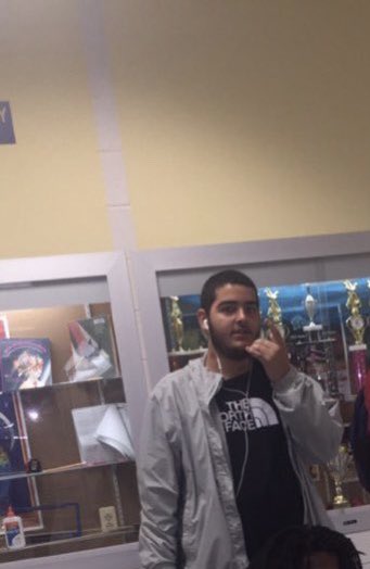 RxSlim_'s tweet photo. Ay young look at my face 😂 i was fat as a mf young dat shit crazy 😂☝🏽#ForeverFatboy doe ya dig came a long way 💯👍🏽🥇 https://t.co/dYnDbUzAMy