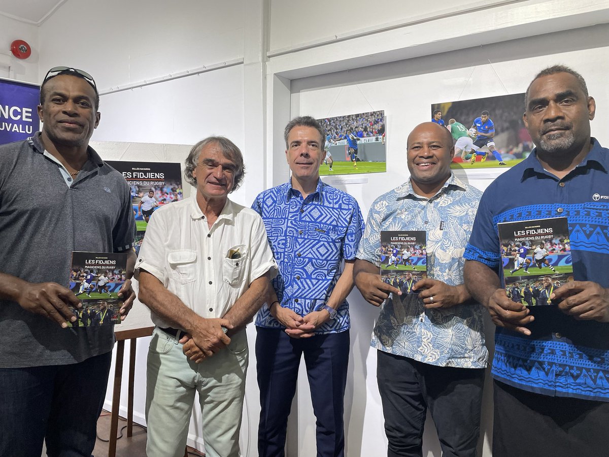 ViliSatala's tweet photo. #Bonjour &amp; #Bula! Spent the day settling in and walking around to get familiar with the weather here. #Toulouse is warm! There are more than 200 #Fijians playing #rugby in France like @BSeremaia and Sireli Bobo used to! Check This book out at @ambafrancefj 
#FijiRugby7s #Fiji https://t.co/u1keCs8GEo