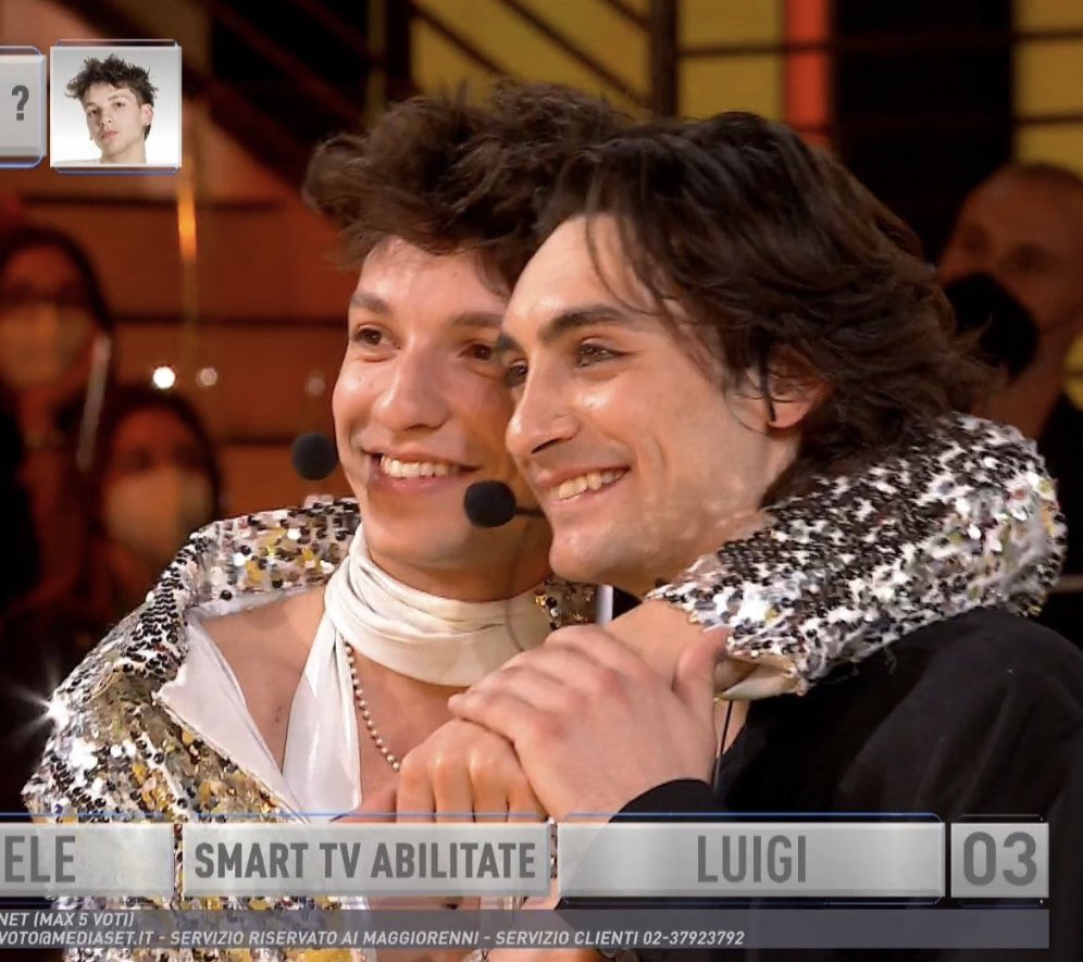 saaane33333's tweet photo. I due protetti in finalissima ♥️🍀 #Amici21 #caroligi #VINCI #Luigi #micheleEsposito https://t.co/flpj7iANAR