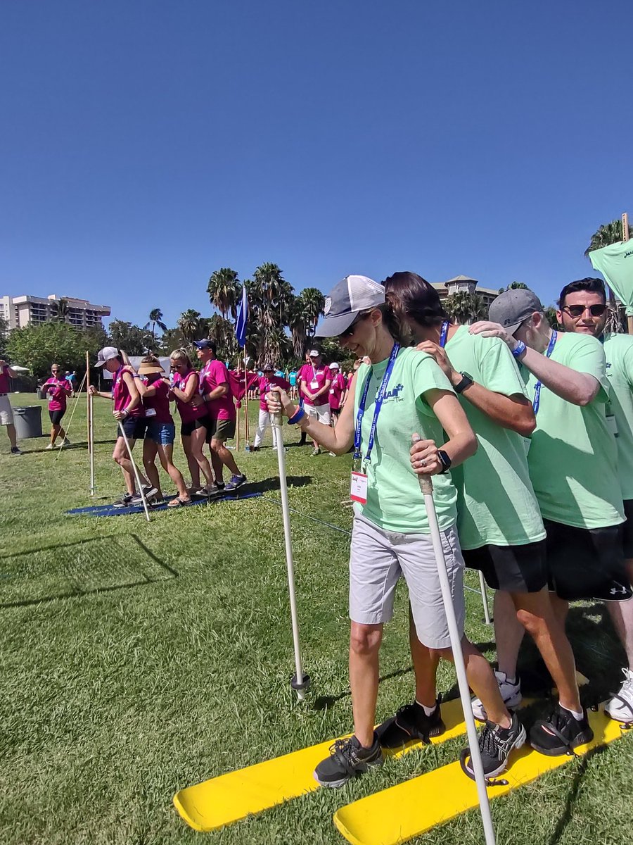 julie_haden's tweet photo. Thank you @DavidWeekley for our amazing trip to Maui! We had such an incredible time. So many memories! 
#itsmauitime #wave1 #davidweekleyhomes 
Mahalo from Jacksonville, FL 
🌺🌺🌺🌺🌺🌺 https://t.co/gJPJIsatB8