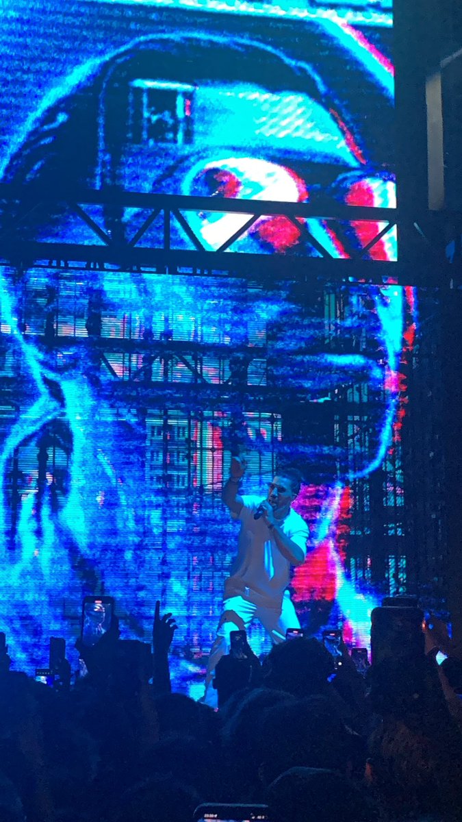 Esteban_VB91's tweet photo. C’était juste incroyable 🫀#PNLTour https://t.co/7jglKJnyF5