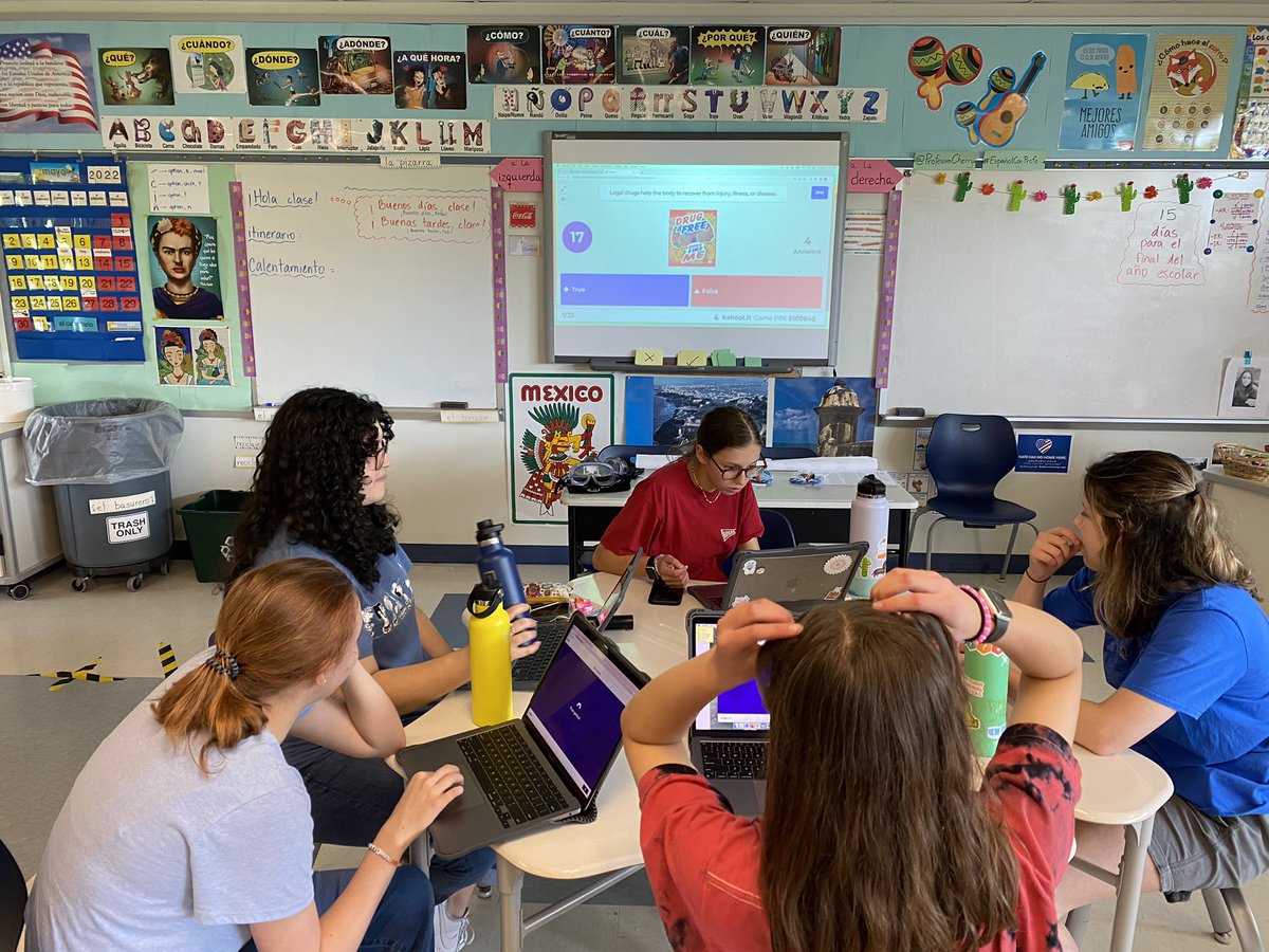 _FalconSTARs's tweet photo. (2) STARs enjoyed their end of the year activities on Friday! They made “Quit Kits”, played a “Say No to drugs” Kahoot, and tried out the “drunk goggles” that imitate drunk driving. We pledge to NEVER drive distracted!! #SayNoToDrugs #DriveSafe #YourSalisbury https://t.co/ORf1J4LPe4