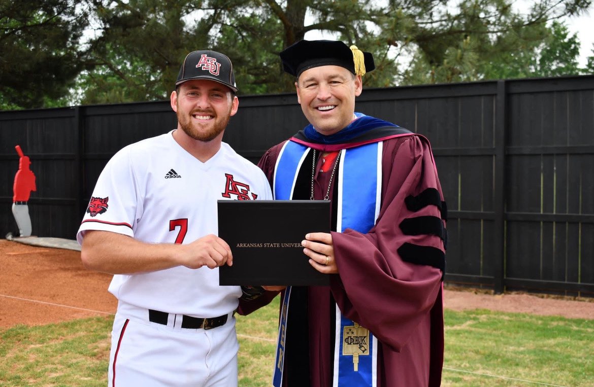 ripleybaseball's tweet photo. Jus graduated with a Masters in Sports Administration Friday &amp; had Senior Day today. This caps off a baseball career that he earned every second of by out working others who laughed at his dreams. Excuses are for people who need them. 🧃 #seeyajus https://t.co/75EyUnvt9V