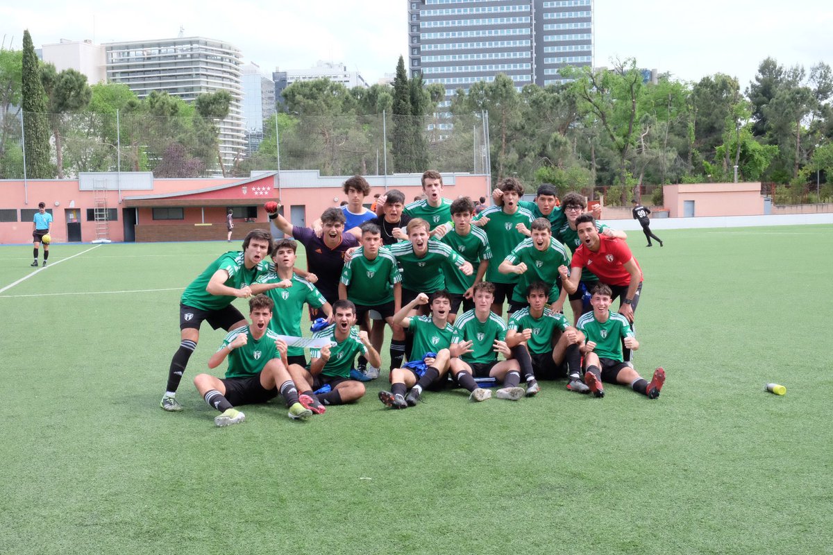 ogermano's tweet photo. +3 en Garcia de la Mata contra El Prado!! @perisocfoficial  
#VamosPeriso 🖤💚 https://t.co/a4qL9yPPNz