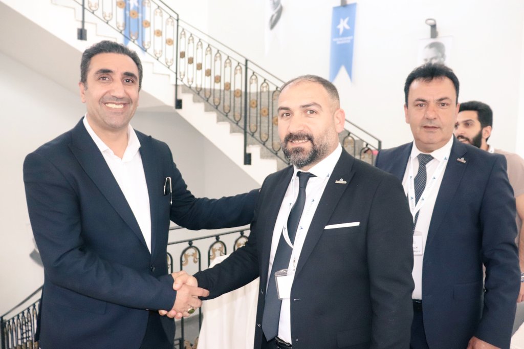 BasiderD's tweet photo. BAŞİDER Başkanımız @erginkaya49 kurucu yönetim kurulu üyesi olduğu İMSİYAD'ın 3.olağan genel kuruluna BAŞİDER başkanvekili @ardidem55 ile birlikte katıldı. KAYA ve AR yeni seçilen başkan @MasallahKasak ve yönetimine görevlerinde başarılar diledi. @metinhaymana @Orhan90086540 https://t.co/Oz6M4jzua5