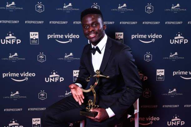 FodeMoussaSidi3's tweet photo. Meilleur but de la saison de la L1 bkt félicitations gaïdé 👏🇸🇳🙌💎 https://t.co/QiyPF94tJO