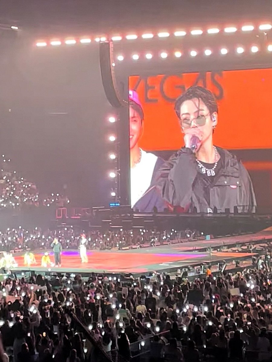 InfinityFixYou's tweet image. 1 mois pile, les 2 groupes de mon cœur, mes 2 ult bias ... 💜
Ce début d'année 2022 est tout juste incroyable ; j'ai vraiment l'impression d'avoir rêver tout ça tellement c'était improbable ... ಥ_ಥ
#BANGTAN #ENHYPEN 
@BTS_twt @ENHYPEN_members
#JK #NIKI