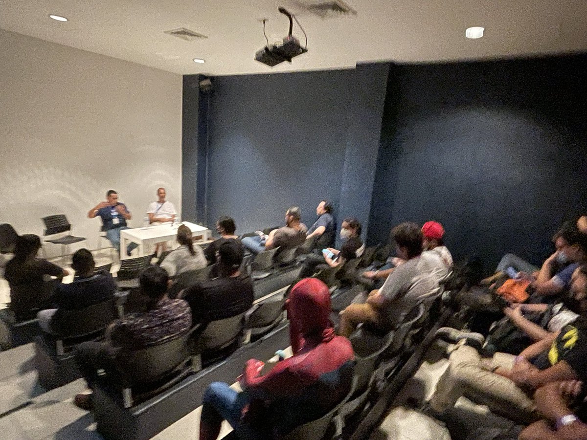 Museo_Marte's tweet photo. Charla sobre #cryptocurrency y #NFT, tecnología y arte con #TarekKirschen en #ComicConSV https://t.co/JIPew2HG5Y