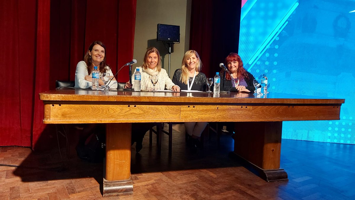 lupusalua's tweet image. CONGRESO INTERNACIONAL #ICAPA2022 
Reunión de Pacientes
Nuestro reconocimiento a los Dres. Paula Alba, Guillermo Pons Estel, Alejandra Babini y María Alicia Lázaro por la oportunidad de compartir nuestras voces y experiencias en tan importante evento.