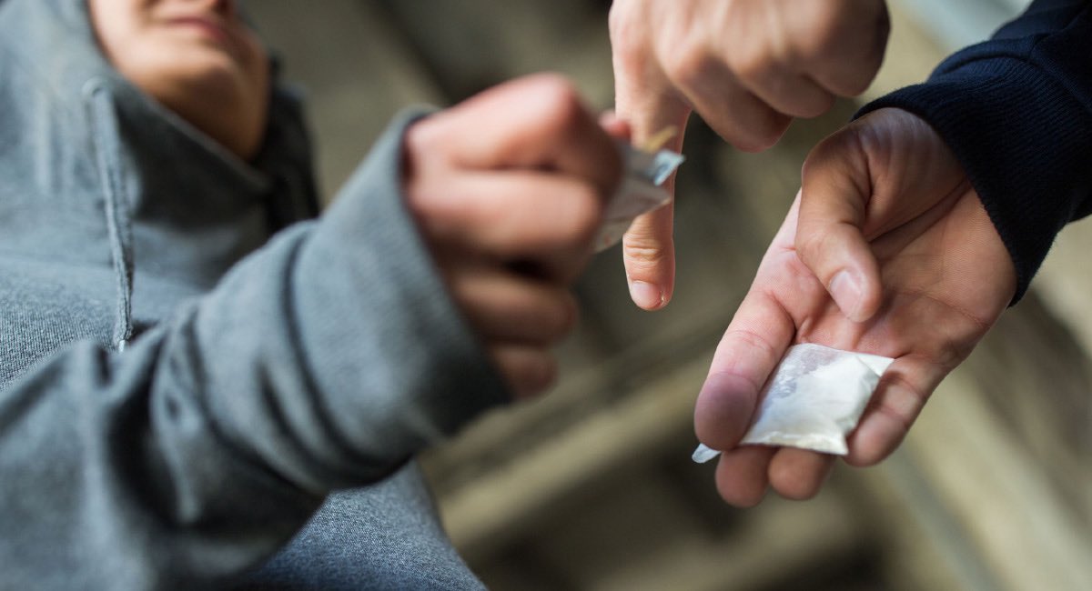 drug dealer: ok here you go. 2 tablespoons of drugs

guy: ok so what is that in teaspoons? i have to split it up between my cousins