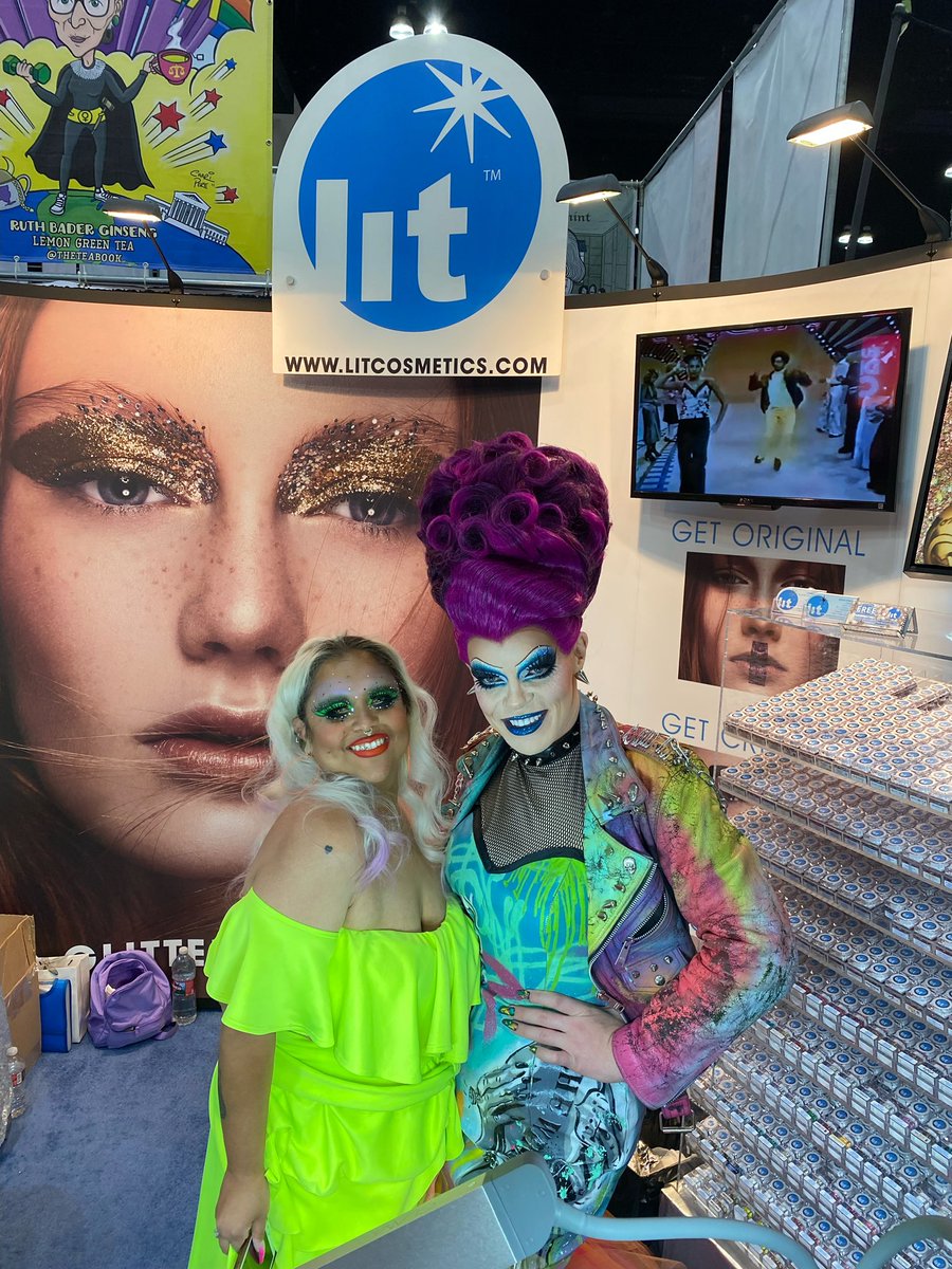 Lit Cosmetics tweet media