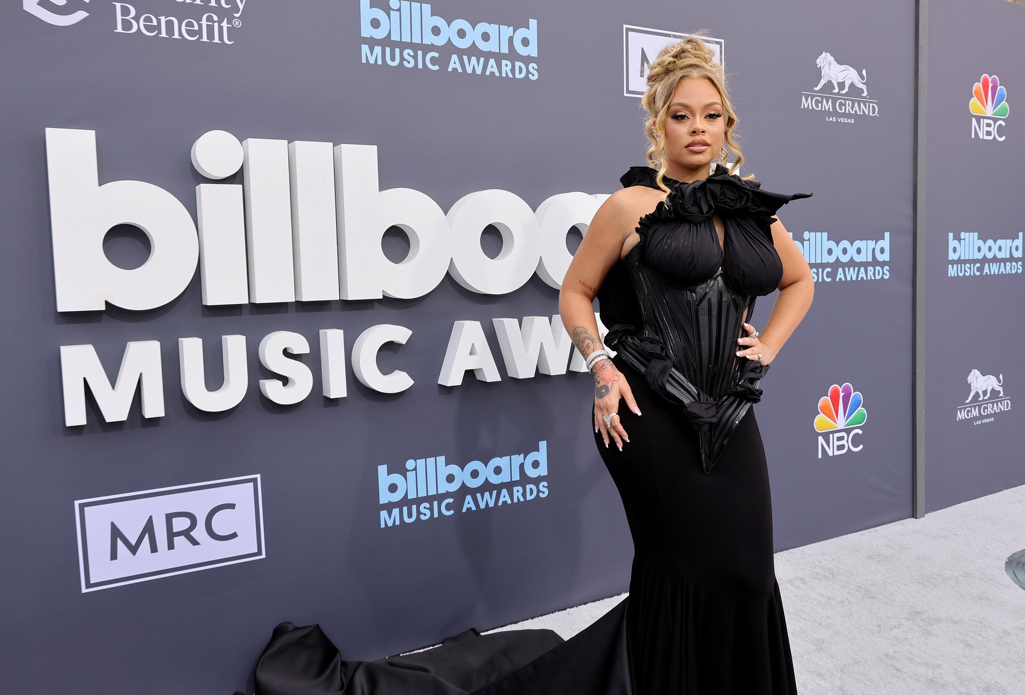 Billboard Music Awards on Twitter "It's giving... BBMAs performer