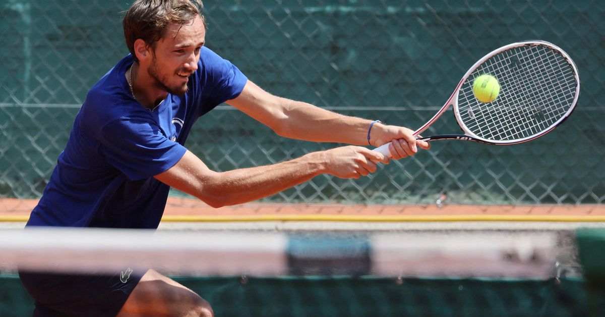 Geneva Open LIVE: Richard Gasquet crashes Daniil Medvedev's comeback party, defeats him in straight sets in Geneva Open first round