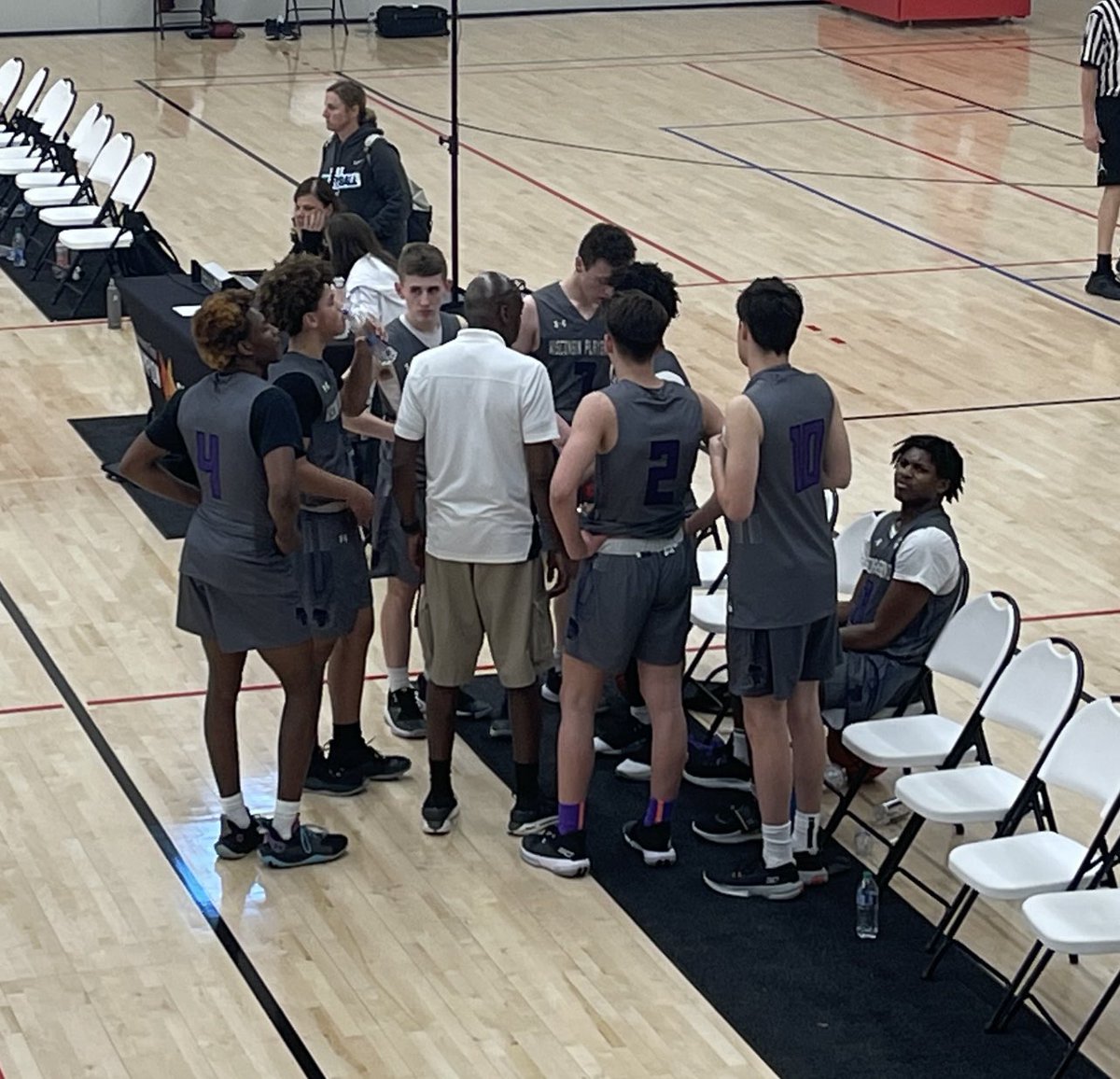 WisPlayground23's tweet photo. Great Team basketball this weekend with notable performances by @taso_giannaras putting up games of 16pts and 14pts in 2 Saturday games and @iamezrabrown3 with 13pts and 12pts in back to back games with strong Drives to the Hoop ! @PrepHoops_WI @PrepHoops @acta_hoops https://t.co/3CTf7NXWCy