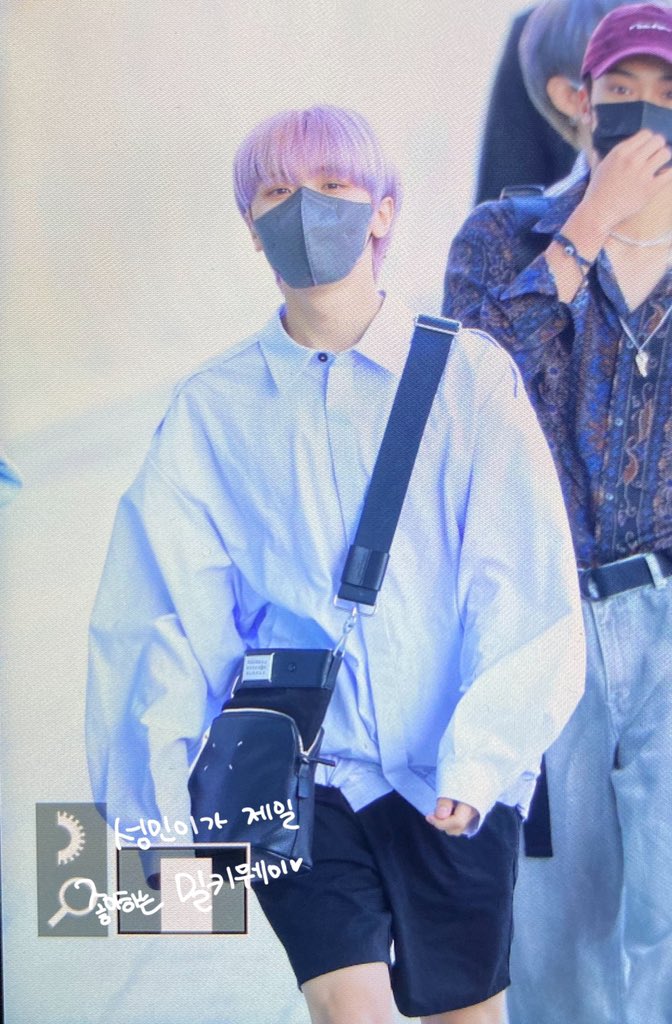 ahnseongmin_net's tweet photo. [PRE] 220516 출국

#성민이에게_가는_밀키웨이
#크래비티 #CRAVITY #성민 #안성민 #SEONGMIN https://t.co/U9UygbQfWv