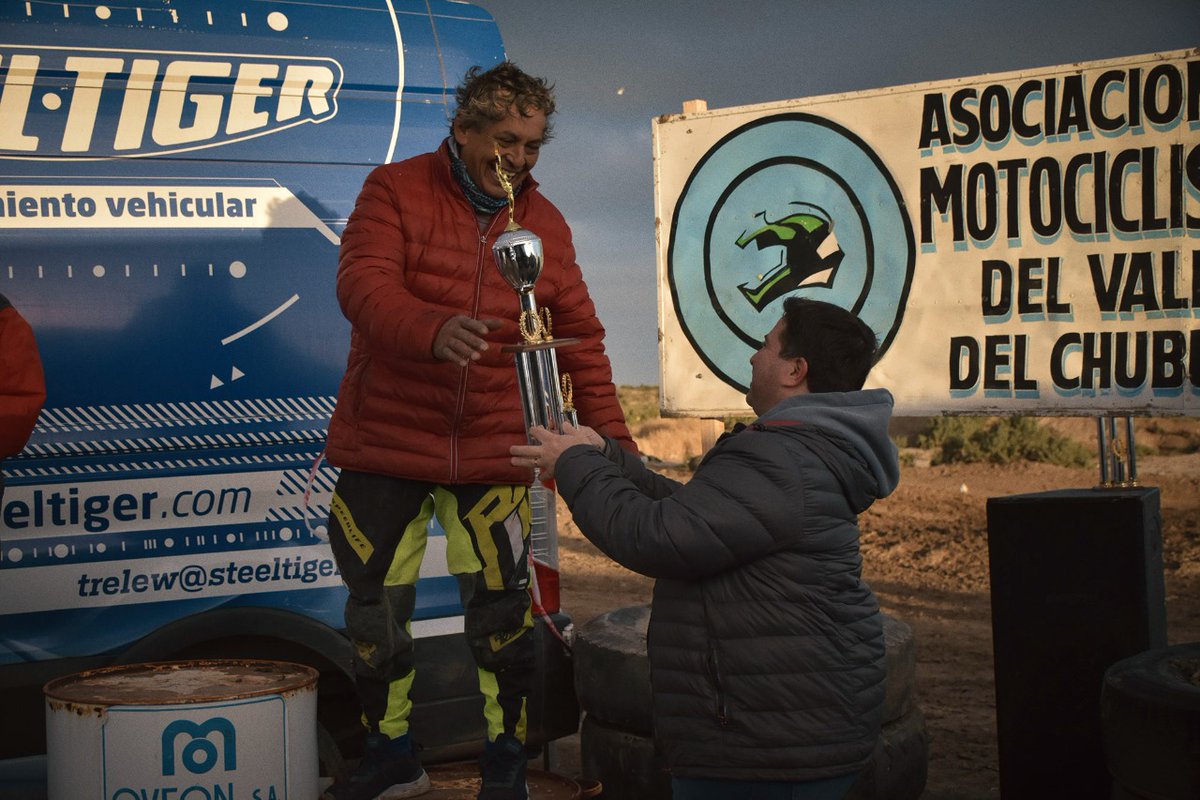 FedeFigueroarw's tweet photo. Tarde de #Motocross, en el circuito Amodeva #Rawson acompañamos ésta actividad que crece año a año y que agrupa deportistas de todas las edades.
Felicitaciones a la organización.
#Amodeva
#ArribaRawson
#ConcejalFedericoFigueroa
@damianbiss
@MuniRawson https://t.co/us2kwQ5K8I