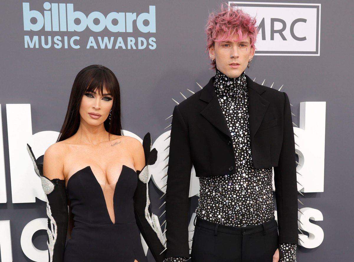 MarvelousMFox's tweet photo. 📸 NEW | Megan Fox and Machine Gun Kelly at the 2022 Billboard Music Awards #BBMAs https://t.co/jFqaZ8RKGX