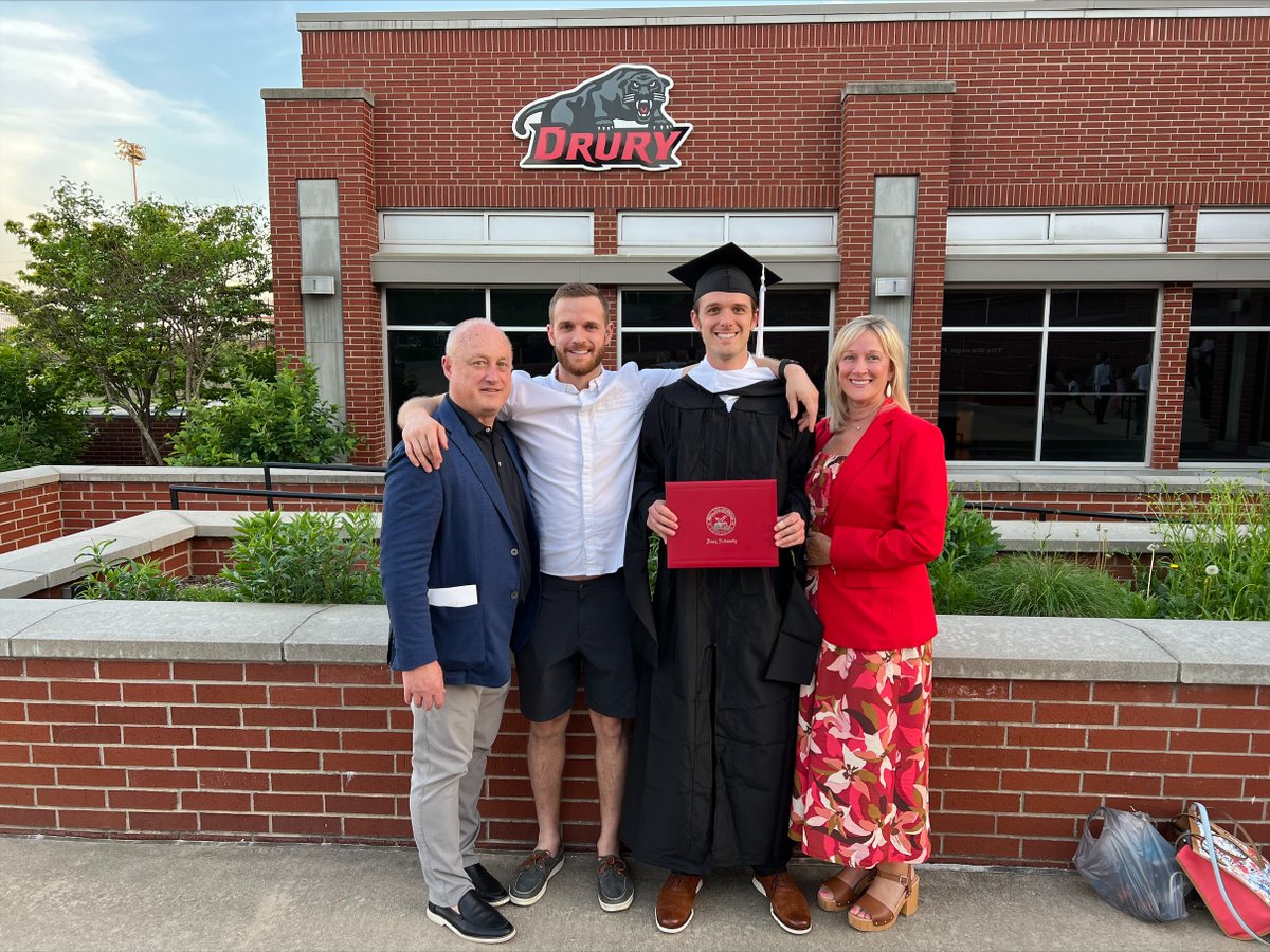 BillRabourn's tweet photo. Congratulations to my son, Chase Rabourn, MA, for completing his master's degree! It's amazing how you worked full-time at Medical Consulting Group, finished Leadership Springfield, and stayed involved in your community while completing your education in two years. Job well done! https://t.co/iVFcEyD1NO