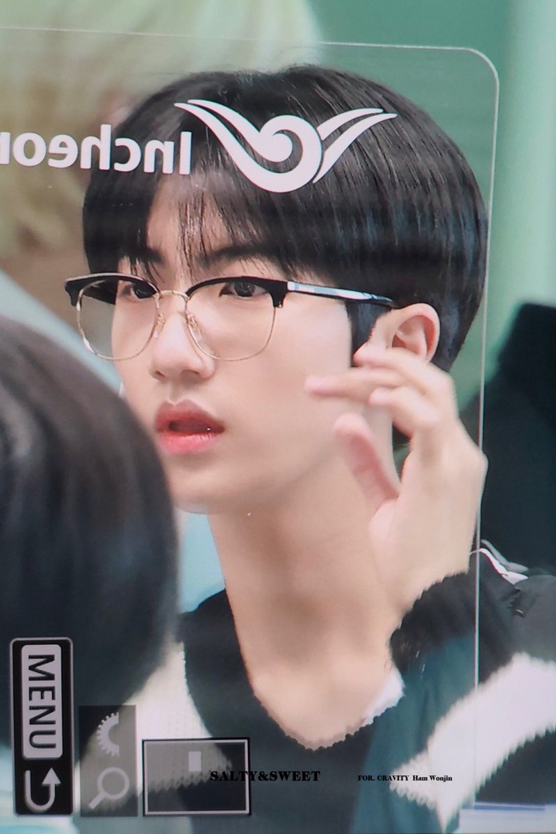 SaltySweet_0322's tweet photo. #함원진 220516 ICN 출국

#크래비티 #CRAVITY #원진 #WONJIN https://t.co/TccORjudc4