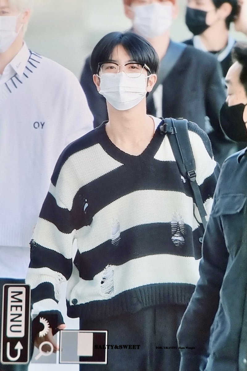 SaltySweet_0322's tweet photo. #함원진 220516 ICN 출국

#크래비티 #CRAVITY #원진 #WONJIN https://t.co/TccORjudc4