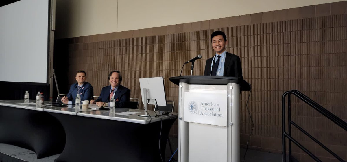 sewelljoMD's tweet photo. Huge Shout Out to these 2 ROCK STARS presenting at #AUA22!! Proud to see you guys succeed!! Our very own medical students made in @IcahnMountSinai @drpalese @ktravivarapu @KennyChin https://t.co/qrWt3rximI