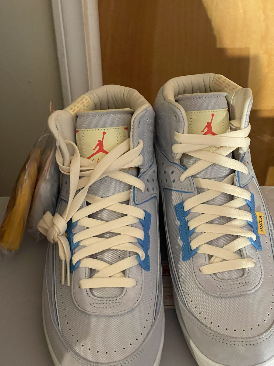 BigKev_np's tweet photo. @n8frost @NormalSizeRocky @Nike @Jumpman23 @unionlosangeles Everyone like the Rattan pair better , I think 🤔 both colorways is special, I need them Rattans , and u right , might be my picks SOTY as well , IMO ! #Union2 https://t.co/Zi1YupllZV