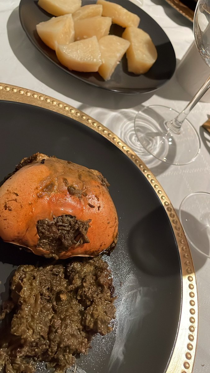 flaviabastos6's tweet photo. Os verdadeiros bakongos vão manifestar-se 🤤🤤
WE call it 
Caranguejo do rio recheado!
And that’s beautiful. 

Att: chikuanga nunca pode faltar.

#cabinda #northfood https://t.co/3kOkgr2RNk