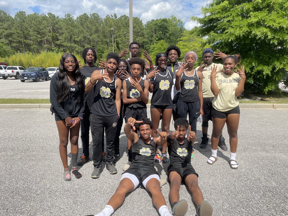 CoachBJBrown's tweet photo. EXTREMELY PROUD OF THESE INDIVIDUALS!!! They came. They saw. &amp; they dominated !!!!!!!!!!! #3ALowerStateRegionChampions 🏆 #MCHSDAWGS #BREEDINGCHAMPIONS 🔥🔥 Next Step STATE CHAMPIONSHIPS !!!! 💯💯💯 https://t.co/XCnS49EXxO