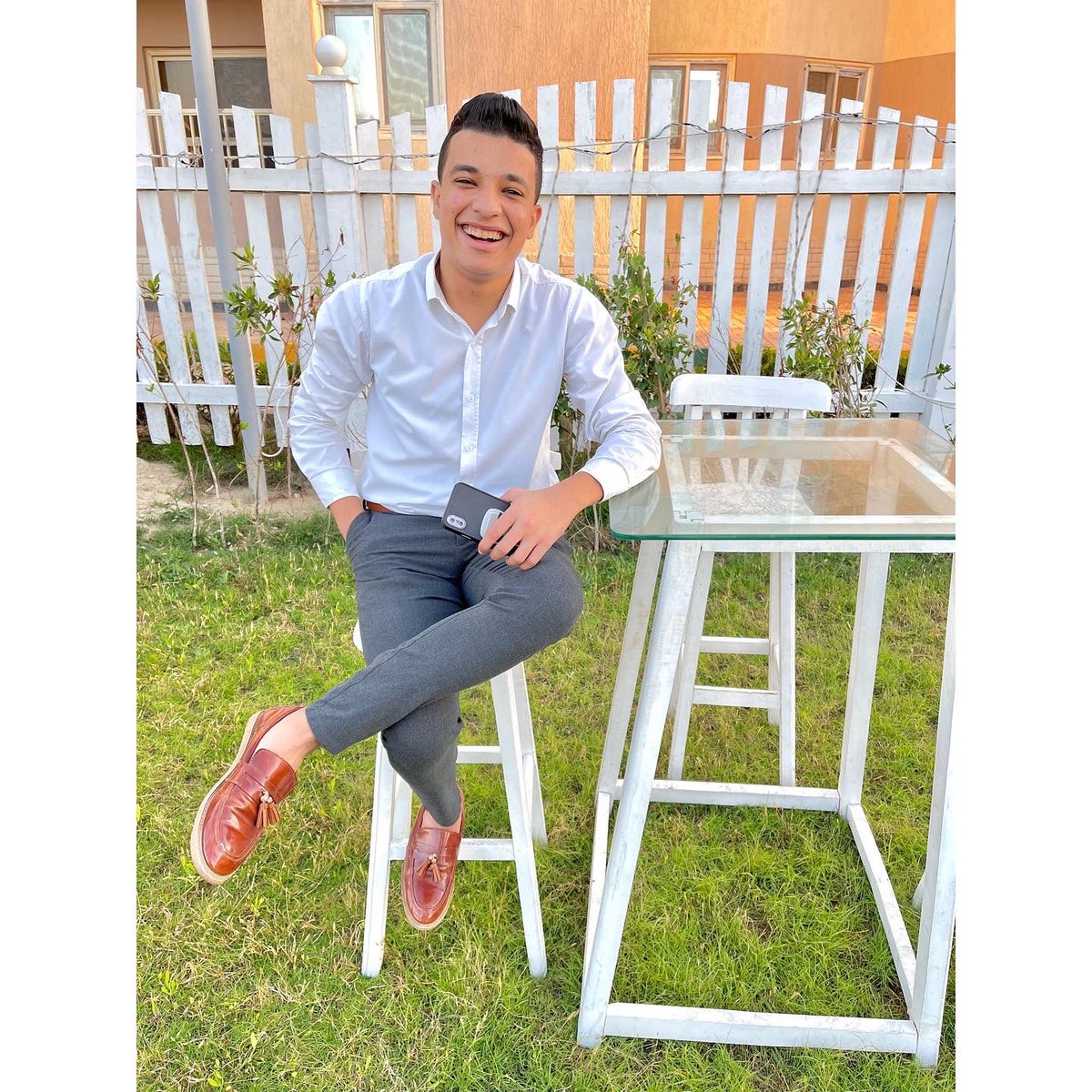 MomenShata1's tweet photo. 🧏🏻‍♂️🥂 https://t.co/5PjhKDZkHY