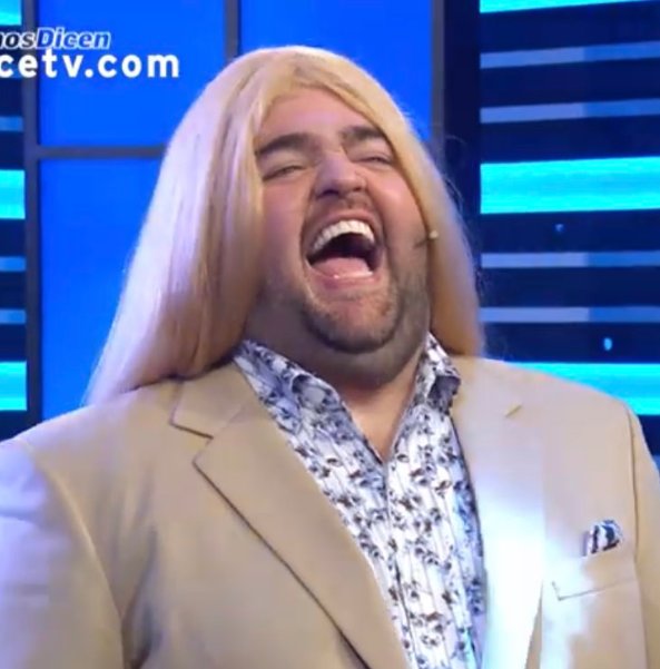 kevinciarr's tweet photo. Barassi se merece todos los premios solo por darnos tantos memes y stickers #MartinFierro2022 https://t.co/YXIm5XKzRj