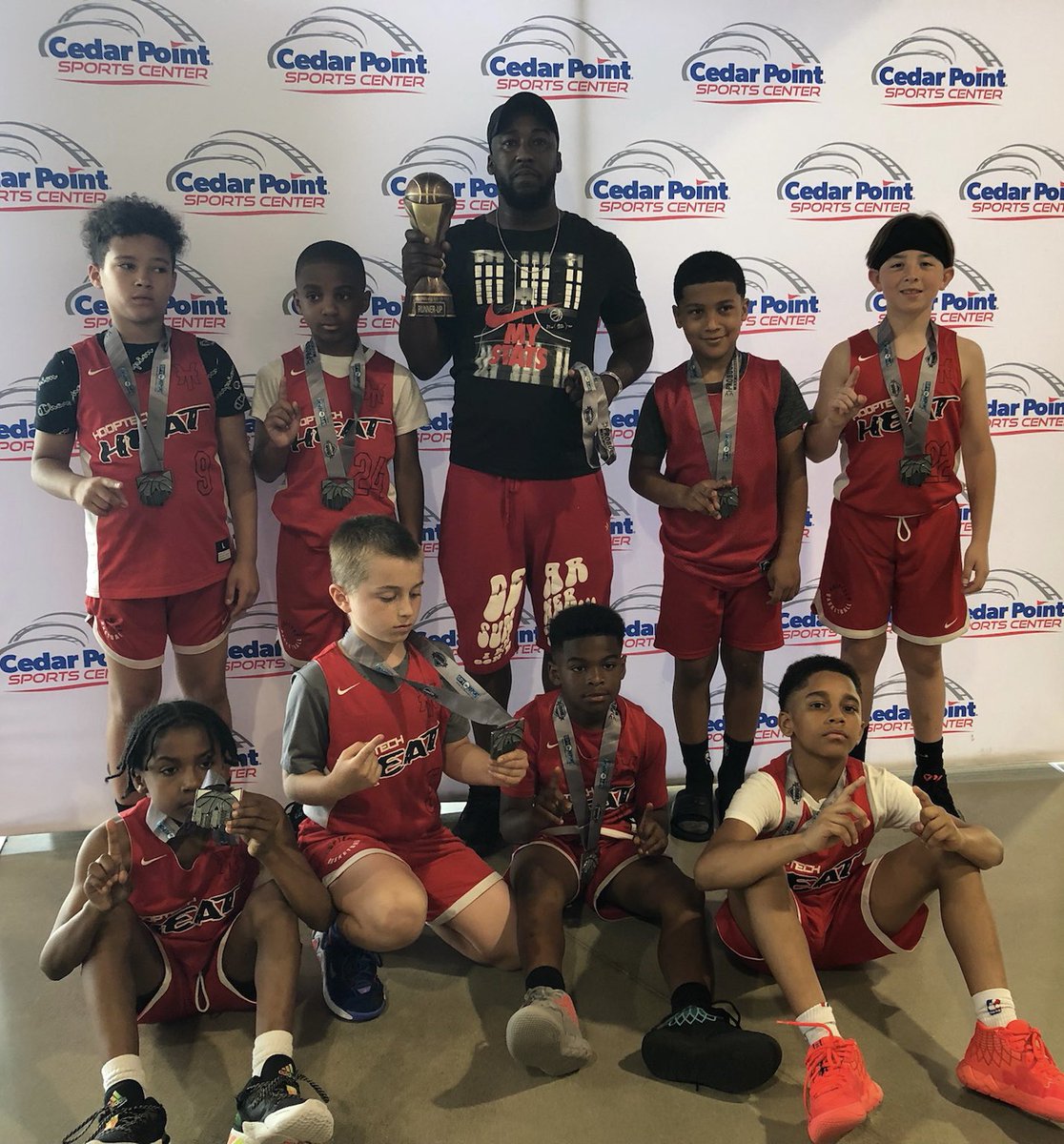 Coaster_Clash's tweet photo. 🏆 4TH BOYS GOLD CHAMPS
🏀 NW OHIO (@nwohiobball)

🥈 4TH BOYS GOLD RUNNER UP
🏀 HOOP TECH (@HoopTechcle) 

@SpyReportOH @tNBA_CLE https://t.co/SVcMBnn8p9