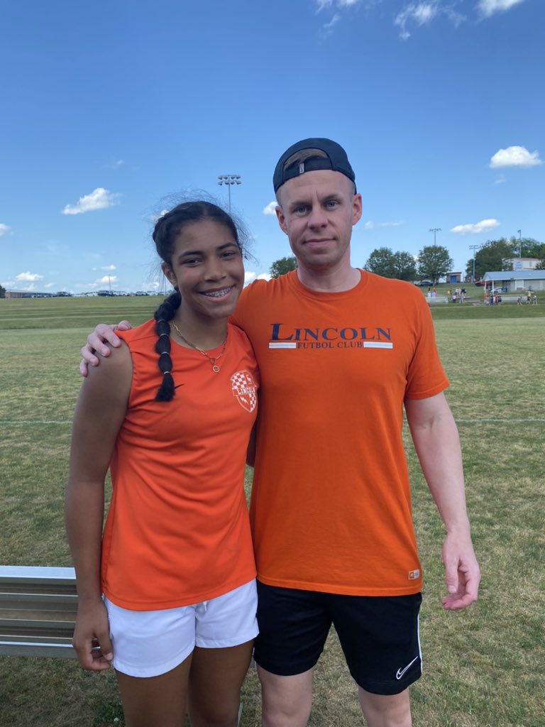 alyssapetty_1's tweet photo. What a great weekend to end the travel ‘22 season!! Saturday’s away game: 8-0, today’s game: 2-1!! Truly a blessing to be coached by the UTS coach, Will! Love this team!!! https://t.co/OBceuMxmjH