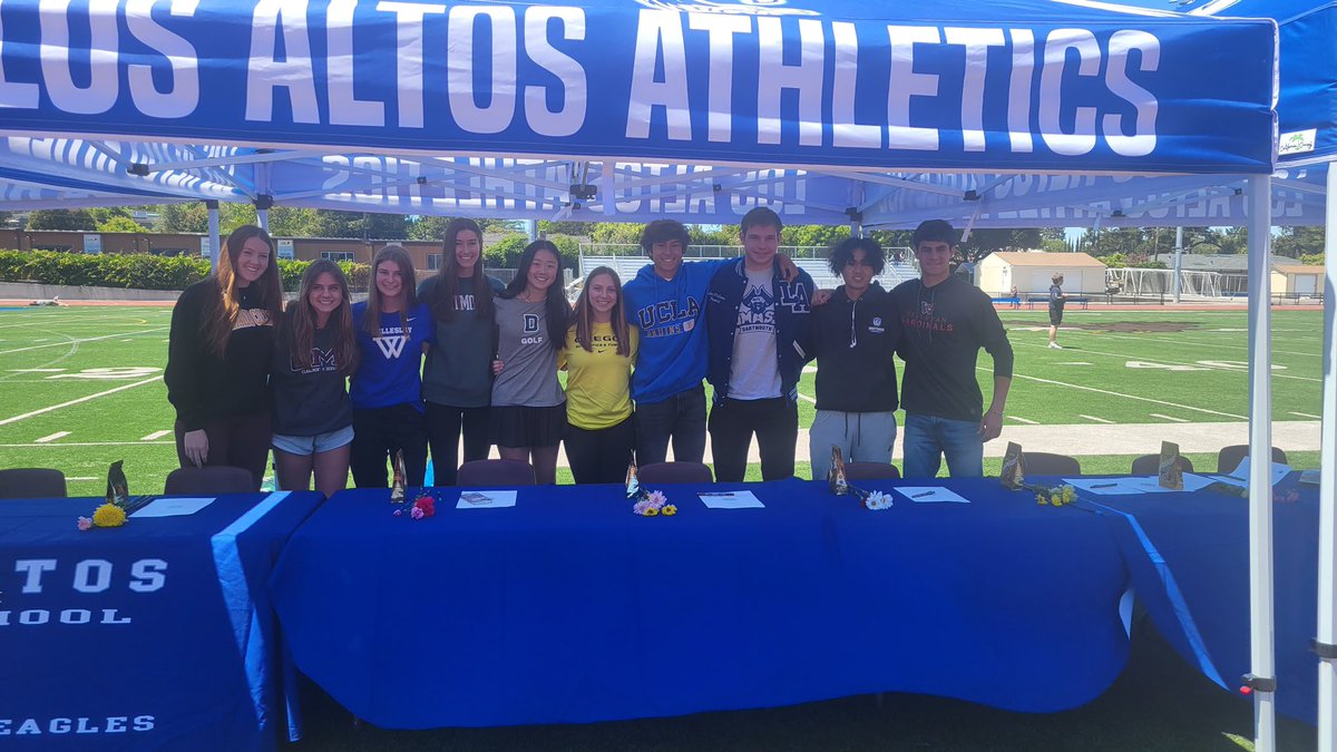 Thank you <a href="/CorsairFootball/">UMass Dartmouth Football</a> @UMASSDCoachMcC <a href="/CoachRobichaud/">Mark Robichaud</a> for the opportunity to play ball at the college level, I can’t wait to get to work 🏈💪