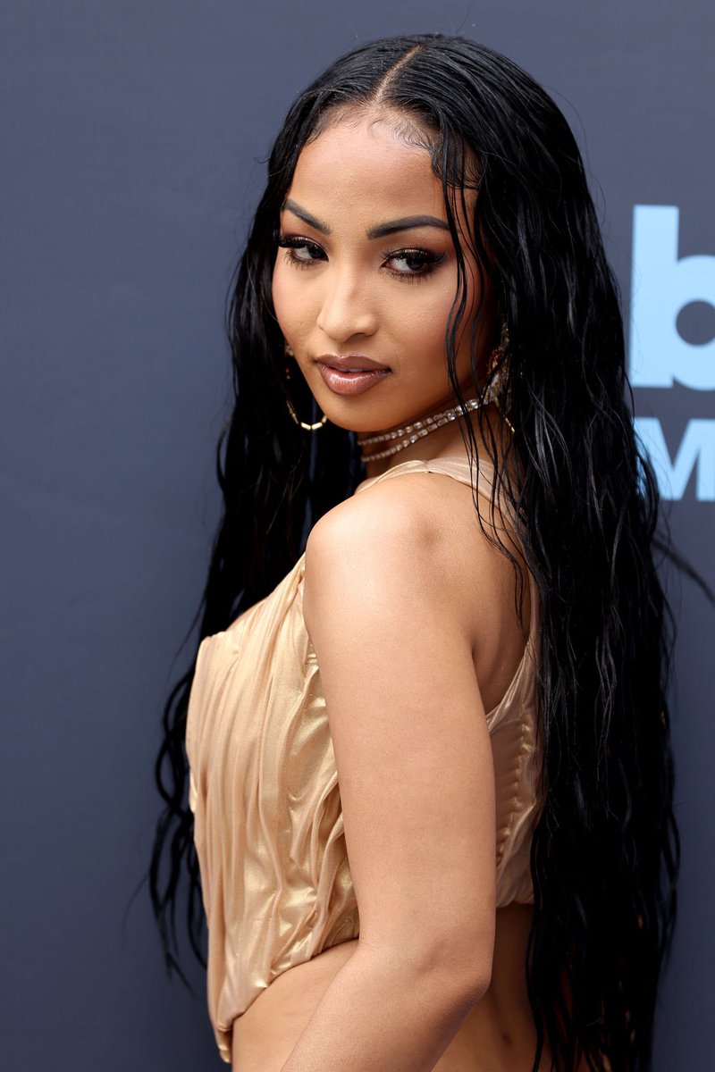 Shenseea fanpage🐉 tweet media