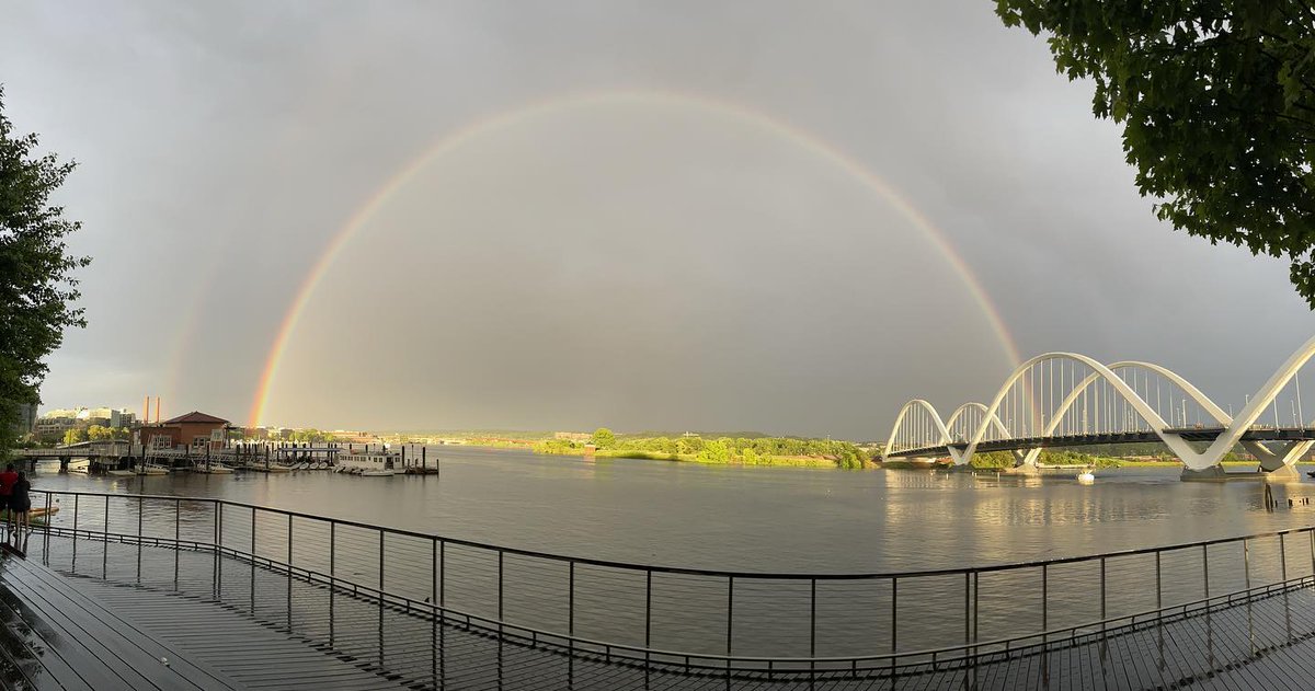 DC_Sail's tweet photo. Thank you, Anacostia Watershed Society for sharing this stunning photo! After the Sunday evening storm, the rainbow ends on our DC Sail docks and halos our beautiful sailing area - wow!  😍🌈⛵️ https://t.co/k6KZSbOpL3