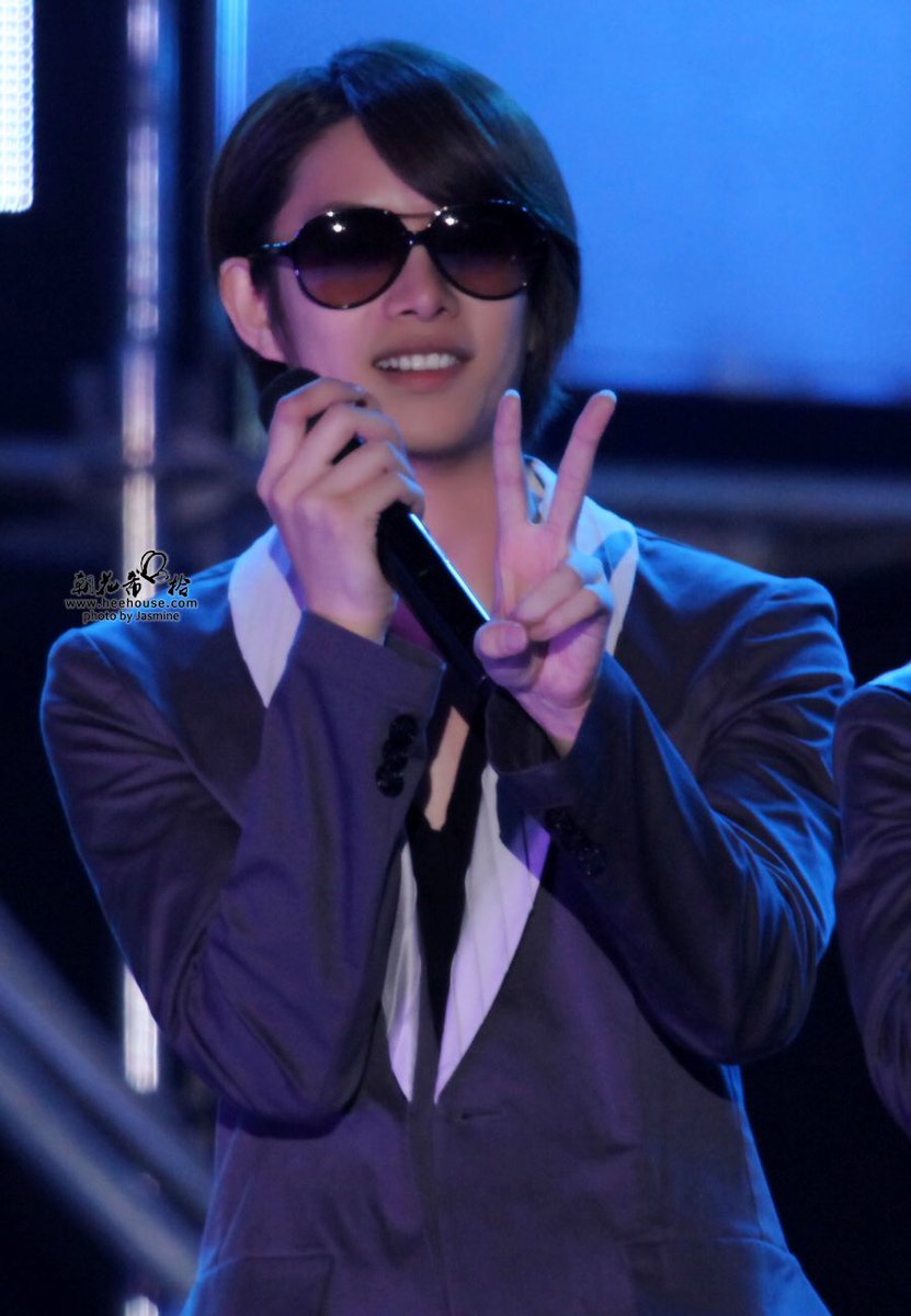 heechularchive's tweet photo. https://t.co/n3XgRwQxXc