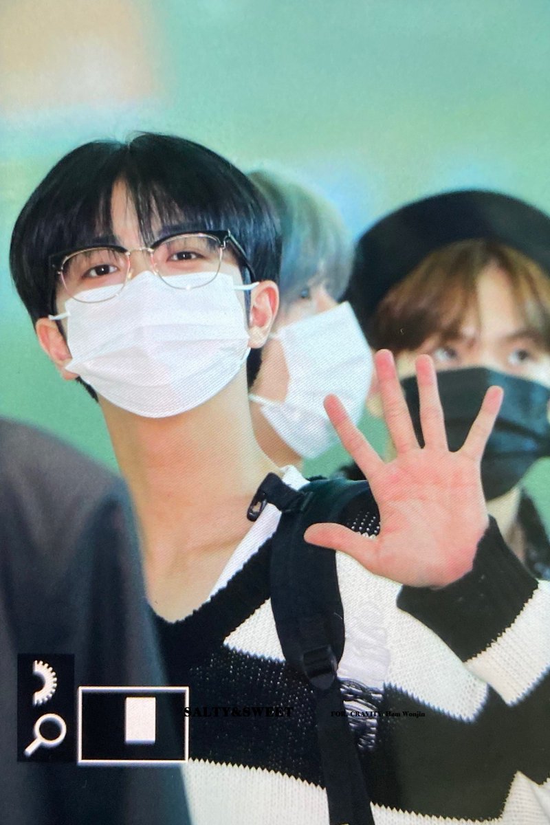 SaltySweet_0322's tweet photo. #함원진 220516 ICN 출국

#크래비티 #CRAVITY #원진 #WONJIN https://t.co/CsNT5O3Vf3