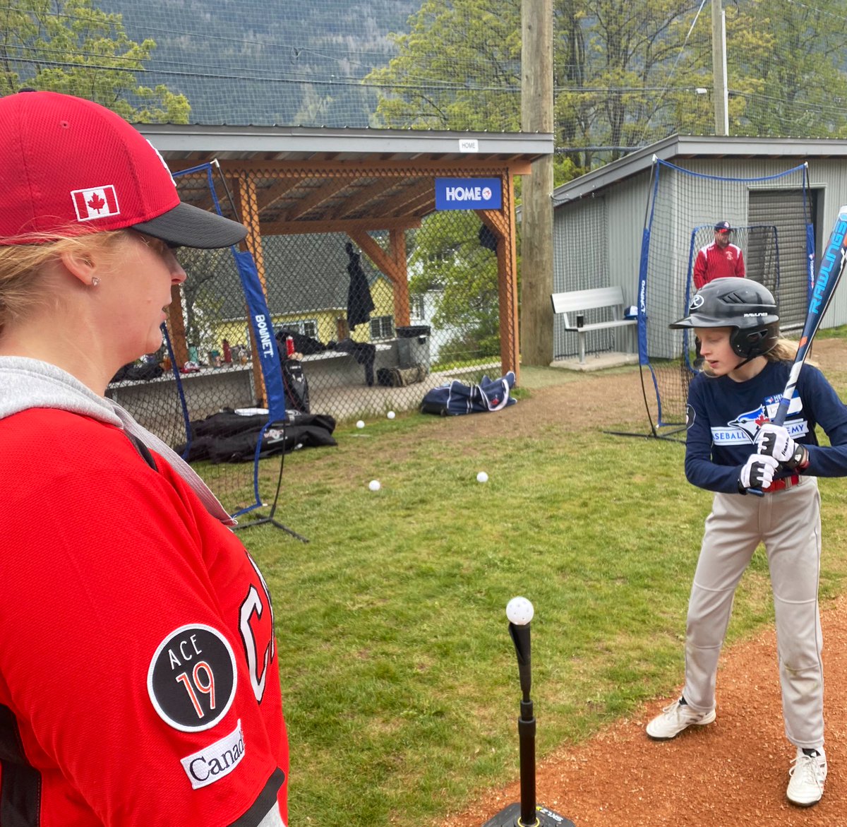 BlueJaysAcademy's tweet photo. Today we were able to honour the legacy of @BaseballCANWNT member Amanda Asay by hosting a free clinic in her beautiful home of Nelson, BC.

Thank you to our baseball family at @NelsonBaseball1, @Baseball_BC and @BaseballCanada for helping bring our event to life. https://t.co/E1XCM9OB8Y