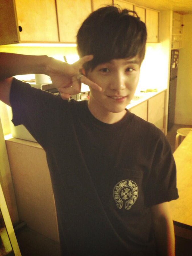 DtsugA_39's tweet photo. 슈가피스 https://t.co/ESX70AbJHl